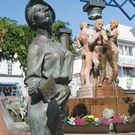 Ederwellen 住宿加早餐酒店 Wellen (Edertal)